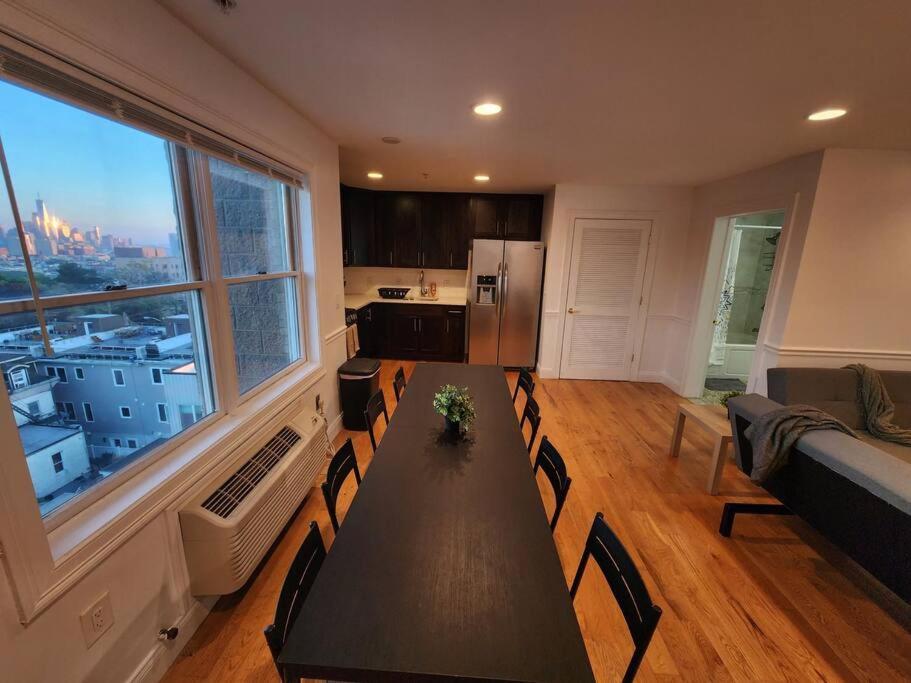Apartamento Luxurious 2 Bed ! Mins To Nyc! Union City Exterior foto