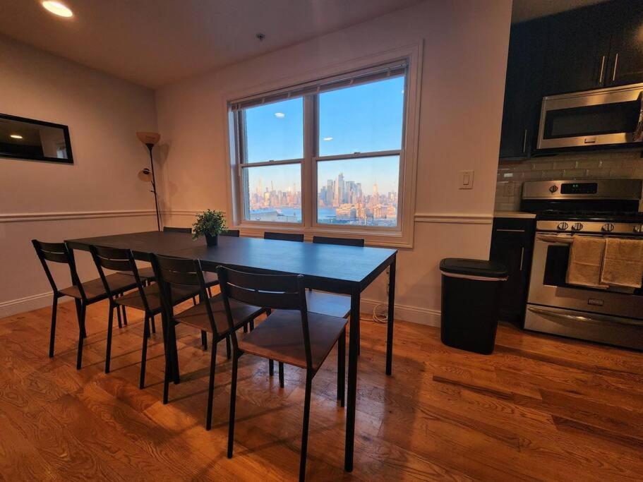 Apartamento Luxurious 2 Bed ! Mins To Nyc! Union City Exterior foto