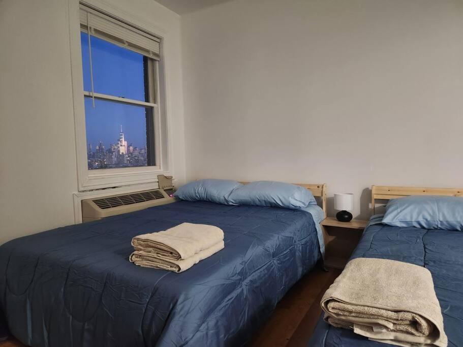 Apartamento Luxurious 2 Bed ! Mins To Nyc! Union City Exterior foto