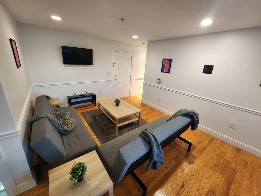 Apartamento Luxurious 2 Bed ! Mins To Nyc! Union City Exterior foto